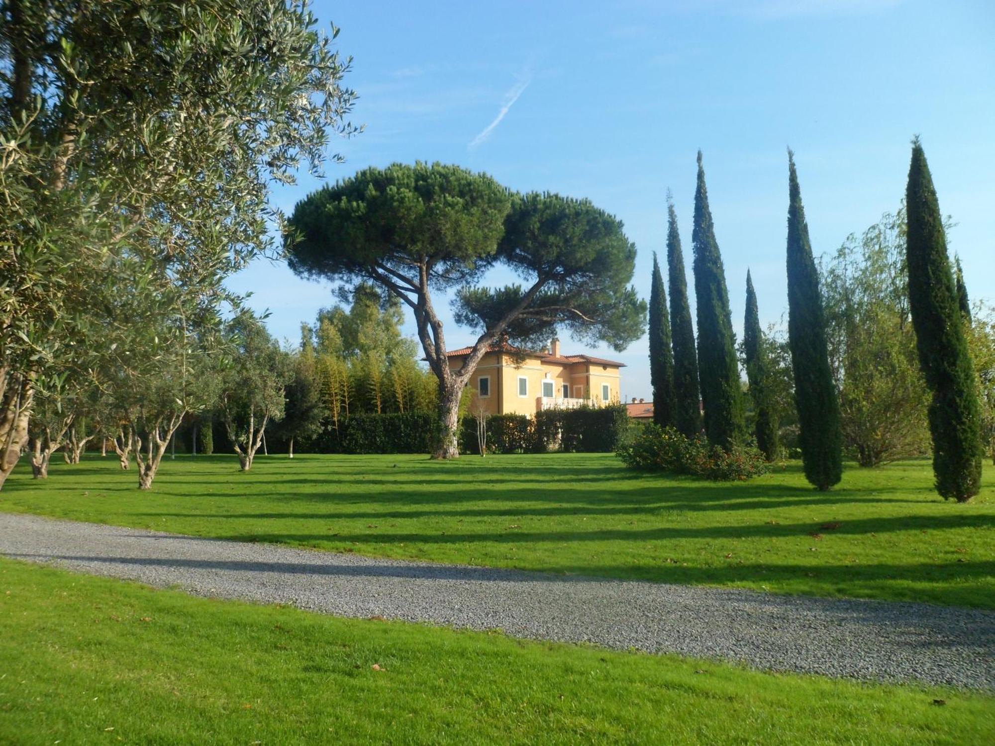 Casale Di Tormaggiore Villa And Country Suites Pomezia Exterior photo