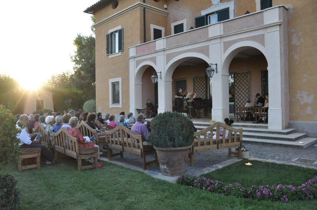 Casale Di Tormaggiore Villa And Country Suites Pomezia Exterior photo