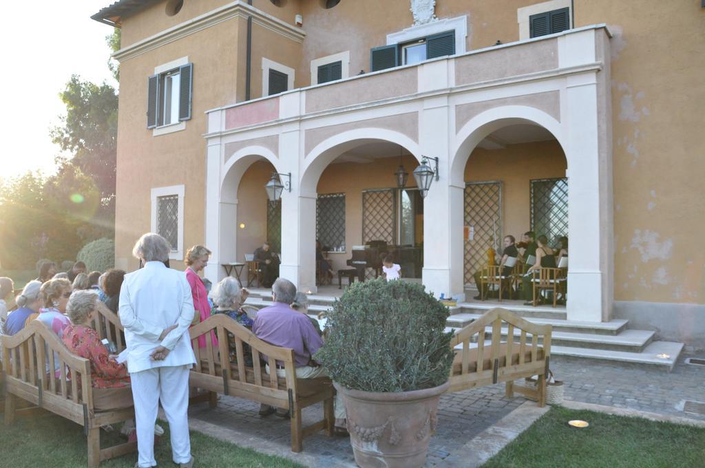 Casale Di Tormaggiore Villa And Country Suites Pomezia Exterior photo